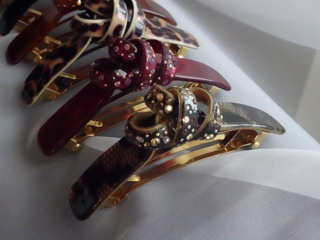 MC Davidian handmade French hair barrette worn in a ponytail — size guide accessories